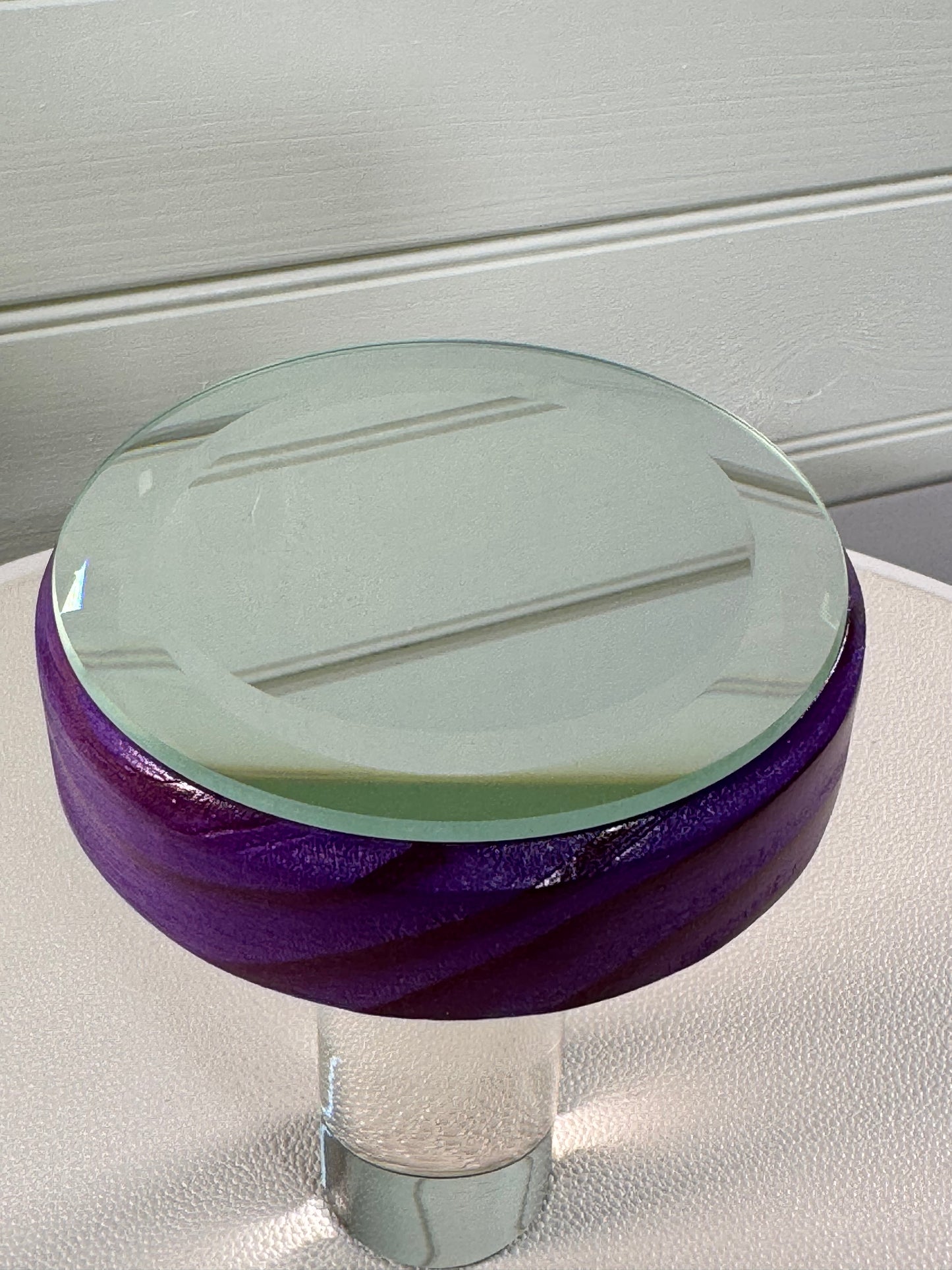 Mirrored Stand for figurines or gems. Purple.